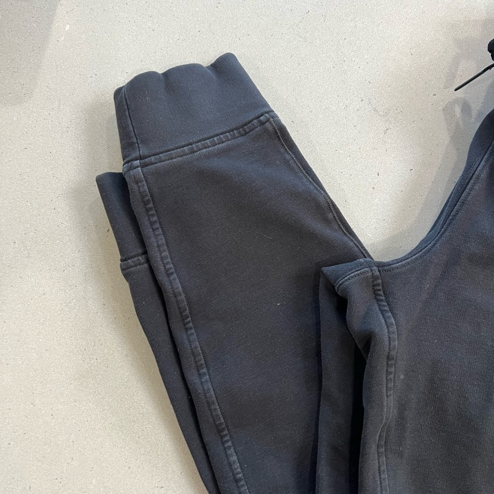 Lululemon Fleece Lined Joggers - Picture 2 of 7